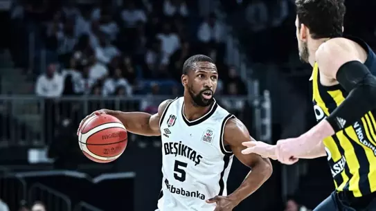 Potada nefes kesen derbi Beşiktaş'ın