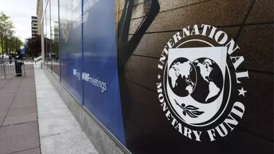 IMF, Pakistan'a 1,4 Milyar Dolar Kredi Onayladı