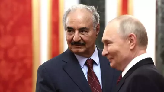 Putin, Hafter’i Kremlin'de Ağırladı