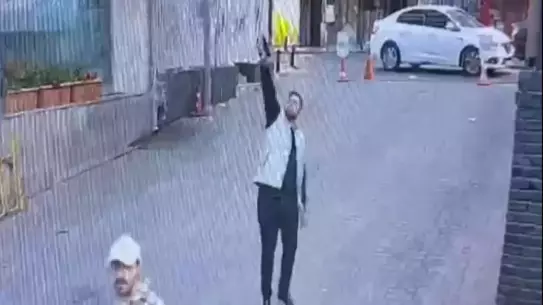 Beşiktaş'ta Silahlı Kavga: 1 Ağır Yaralı