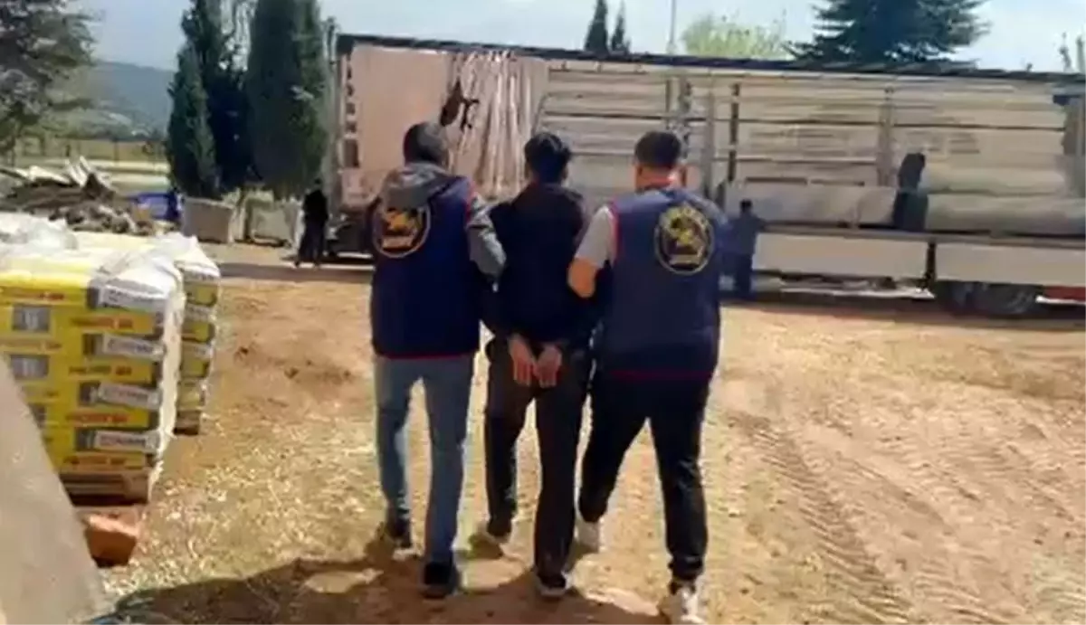 Van'da Hırsızlık Operasyonu: 8 Şahıs Yakalandı