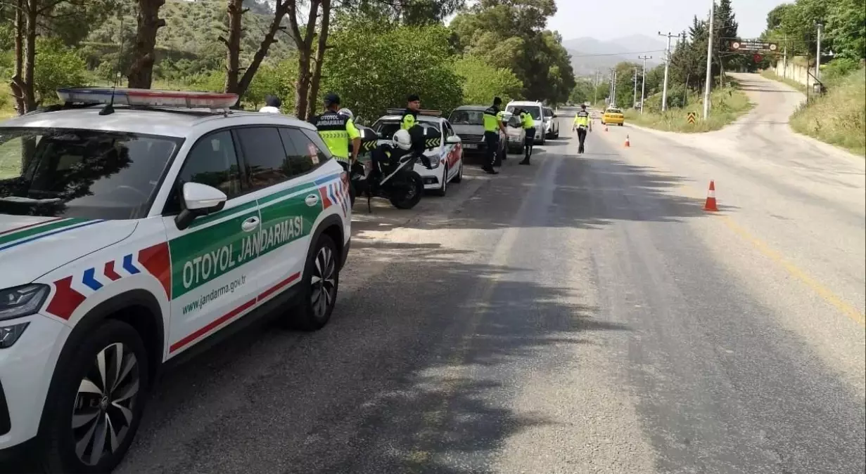 Aydın'da 19 Sürücüye Trafik Cezası