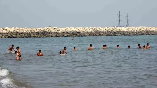 Mersin Sıcak Havalara Akın Edildi