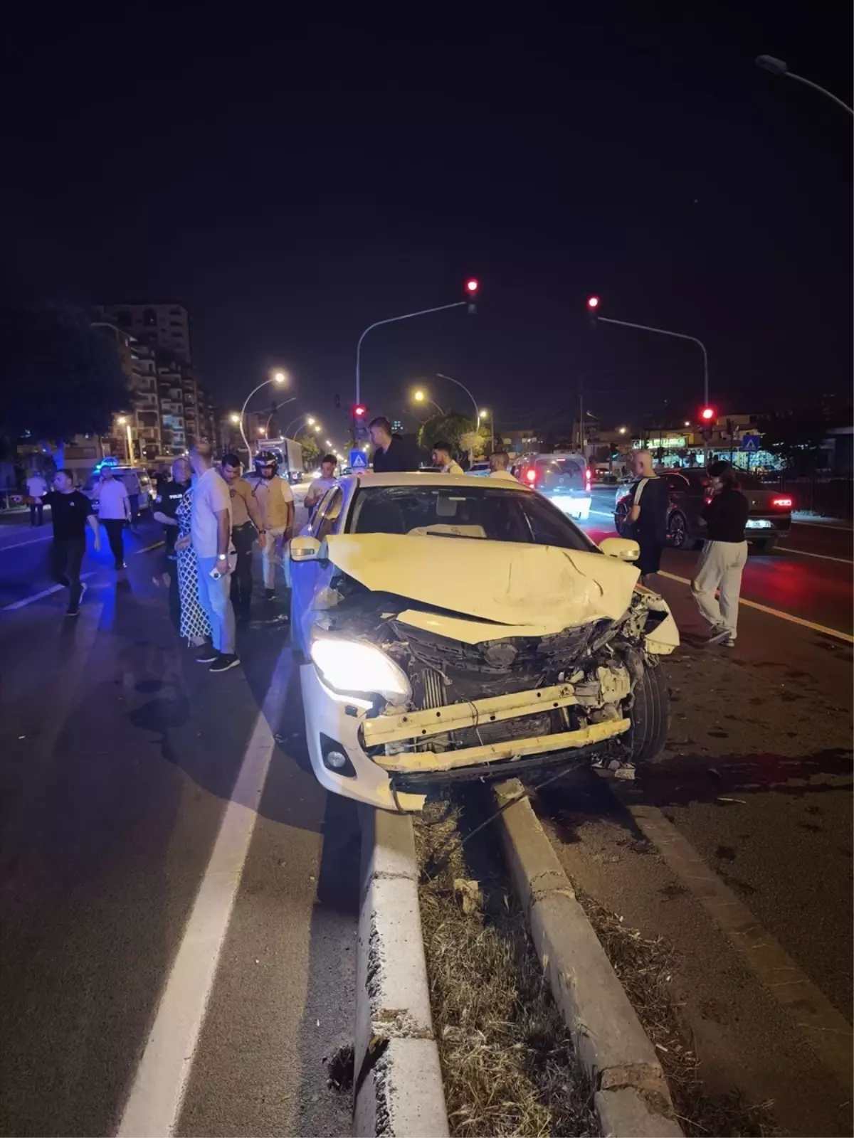 Tarsus'ta Trafik Kazası: 10 Yaralı