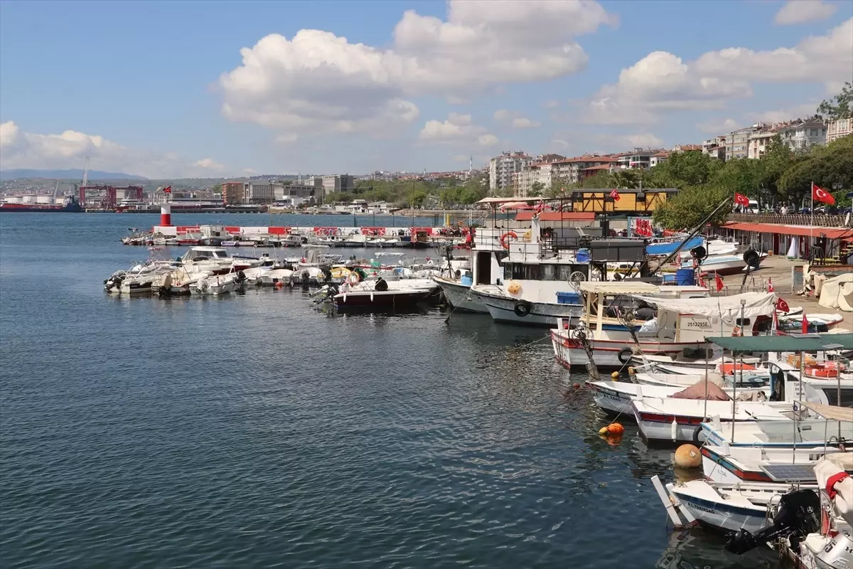 Tekirdağ'da Poyraz Ulaşımı Aksattı