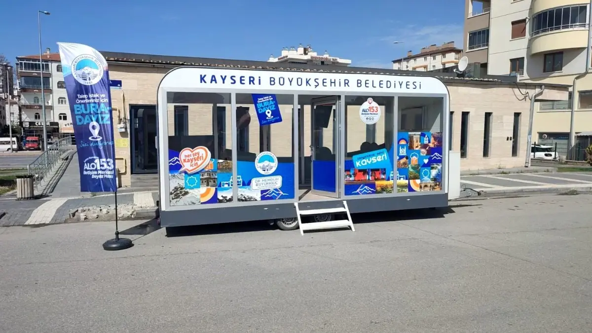 Kayseri Büyükşehir Belediyesi'nden Mobil Beyaz Masa ile Vatandaşa Hizmet