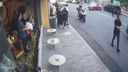 Vale Kaza Yaptı, Klasik Araç Hasar Gördü