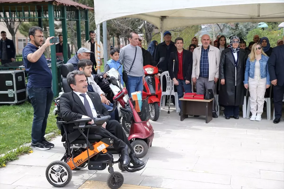 Erzurum'da Engelliler Haftası şölenle kutlandı