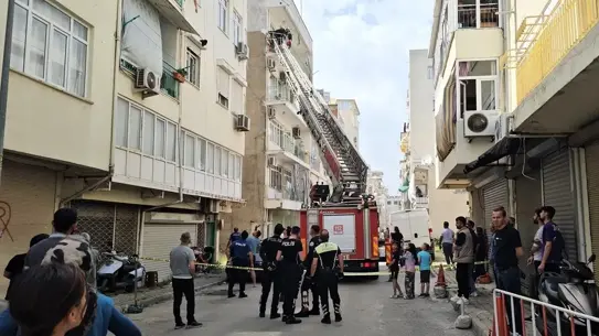 Manavgat'ta Depo Yangını Kontrol Altına Alındı