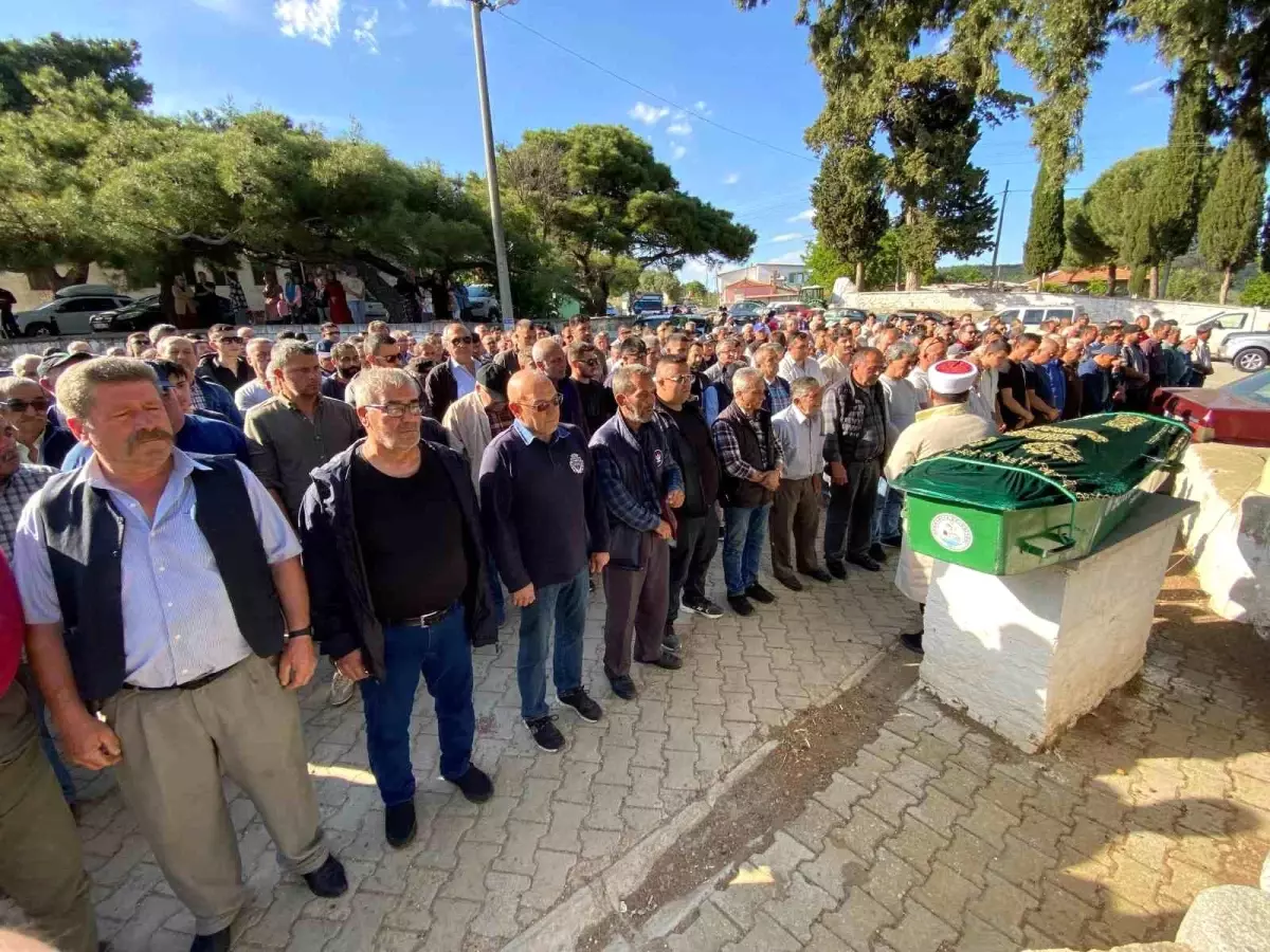 Çanakkale'deki Zincirleme Kazada Hayatını Kaybedenler Son Yolculuklarına Uğurlandı