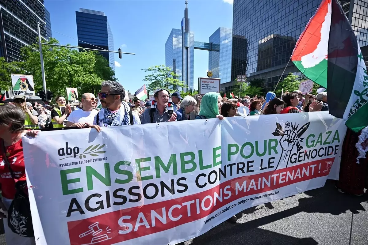 Brüksel'de Filistin İçin Büyük Protesto