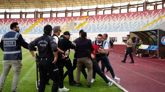 Bucak Belediyesi Oğuzhanspor, Son Dakika Golüyle BAL'da Kaldı