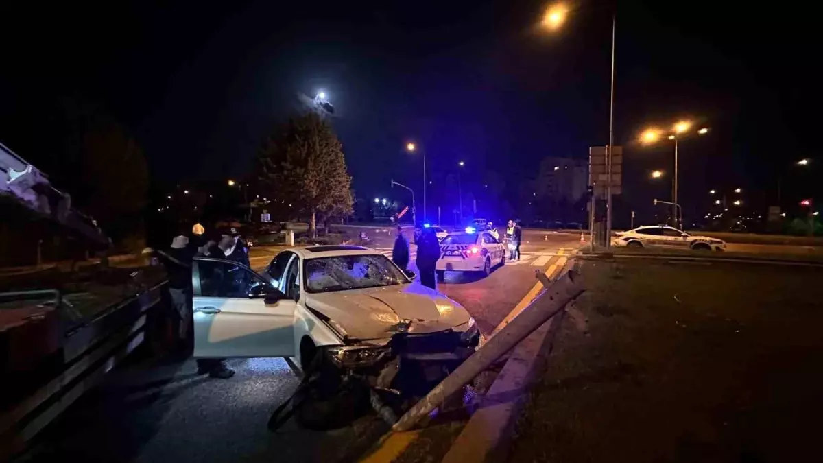 Etimesgut'ta Motosikletli Kurye Kaza Kurbanı