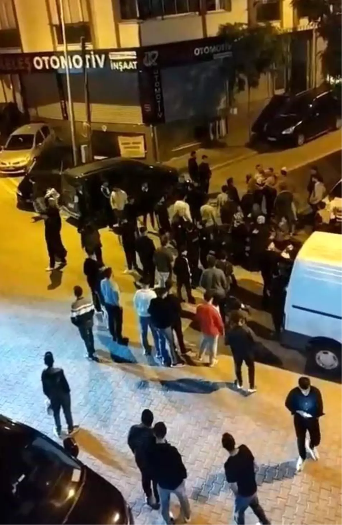 Esenyurt'ta Kaza Sonrası Kavga