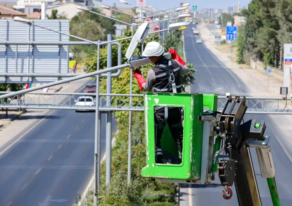 Fırat EDAŞ'tan Altyapı İyileştirmeleri