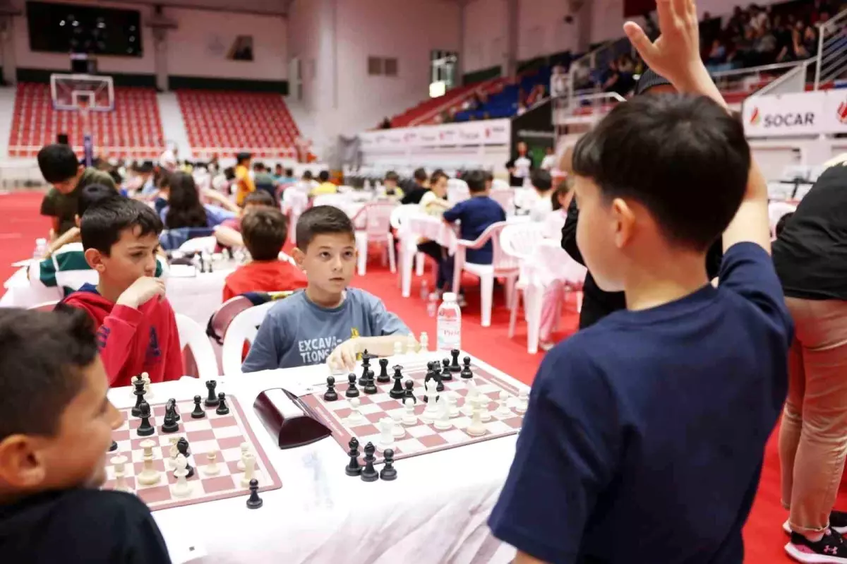 KYME Satranç Turnuvası'nda Aliağalı Sporcular Niteleyici Başarılar Elde Etti