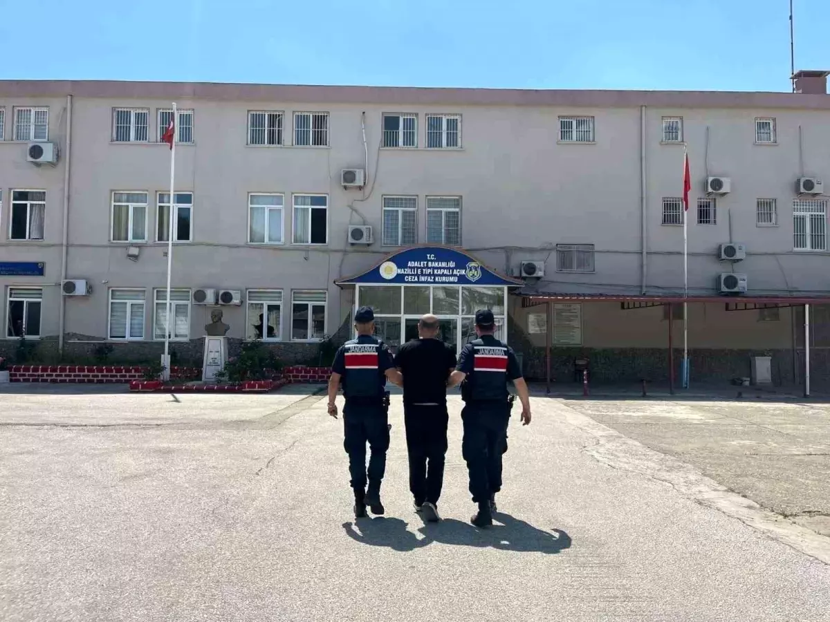 24 Suçtan Aranan Şahıs Yakalandı