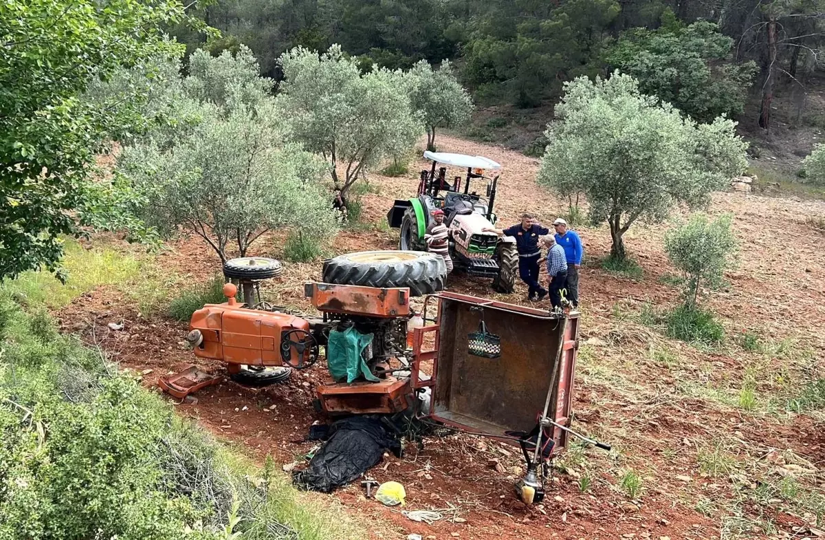 Traktör Kazasında Yaşlı Kadın Hayatını Kaybetti