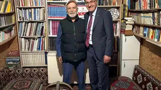 Başkan Kahveci, Kalp Krizi Geçiren Mehmet Yeşil'i Ziyaret Etti