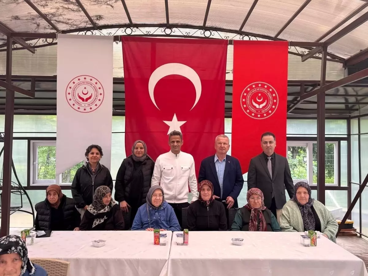 Çaycuma'da Anneler Günü Kutlaması