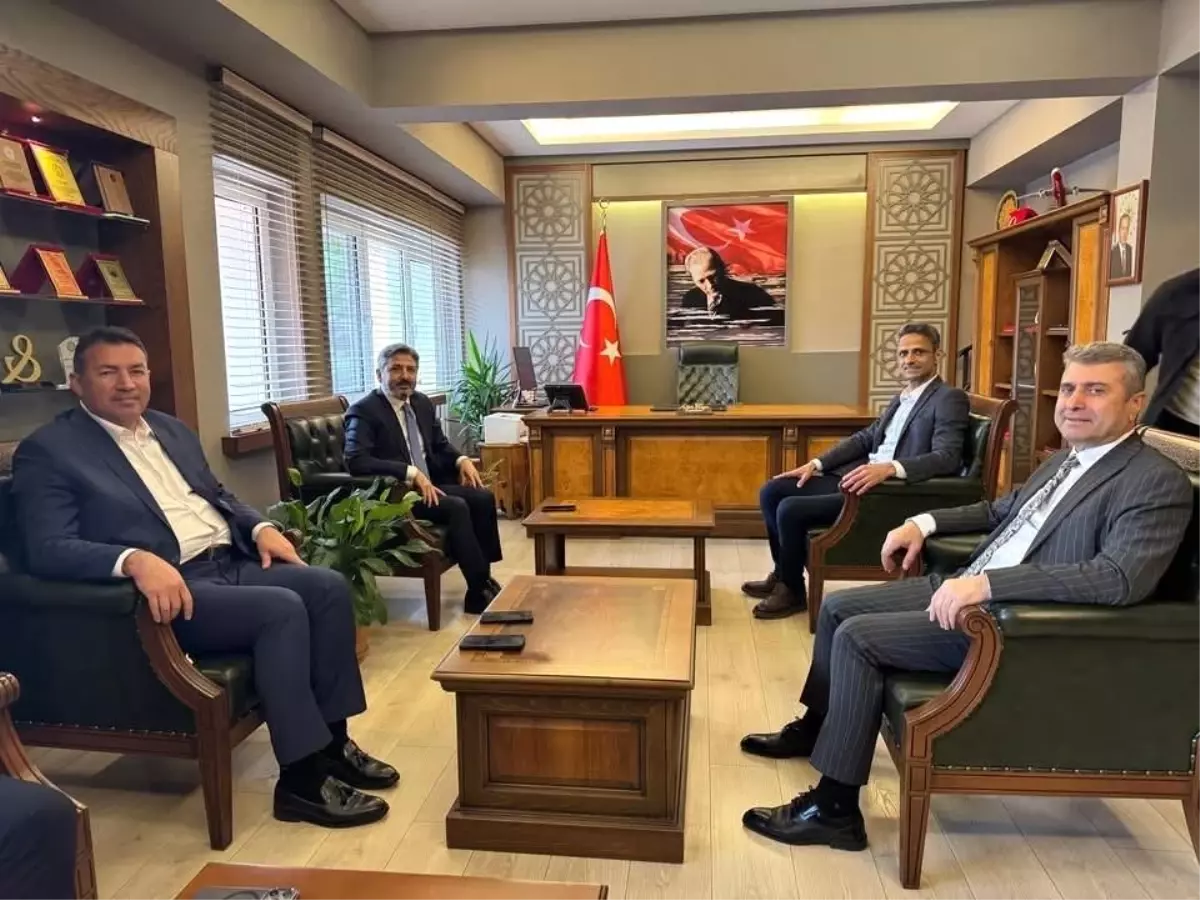 Çalışma ve Sosyal Güvenlik Bakan Yardımcısı Ahmet Aydın Çaycuma'yı Ziyaret Etti