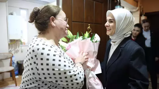 Anneler Günü'nde Gönüllü Anne Ziyareti