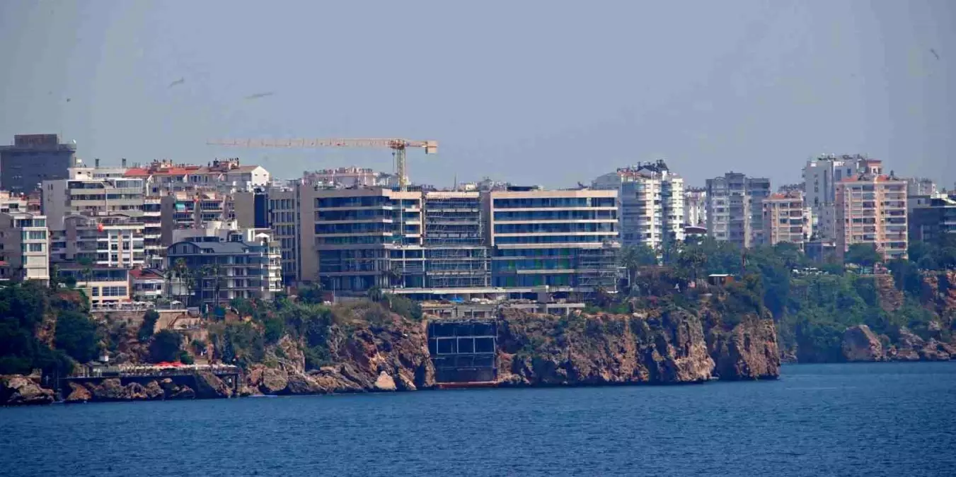 Antalya'daki Gizli Tüneller Hakkında Vali Şahin Açıklamalarda Bulundu