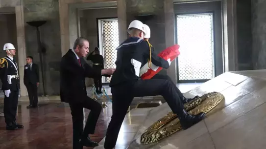 Gençlerbirliği'nden Anıtkabir Ziyareti