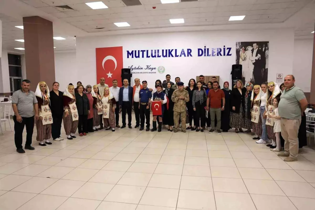 Engelli Gençler İçin Unutulmaz Asker Kına Gecesi