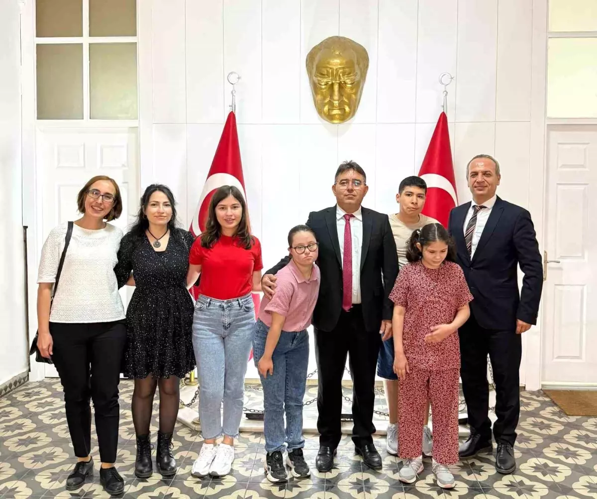 Marmaris'te Özel Öğrencilerden Ziyaret