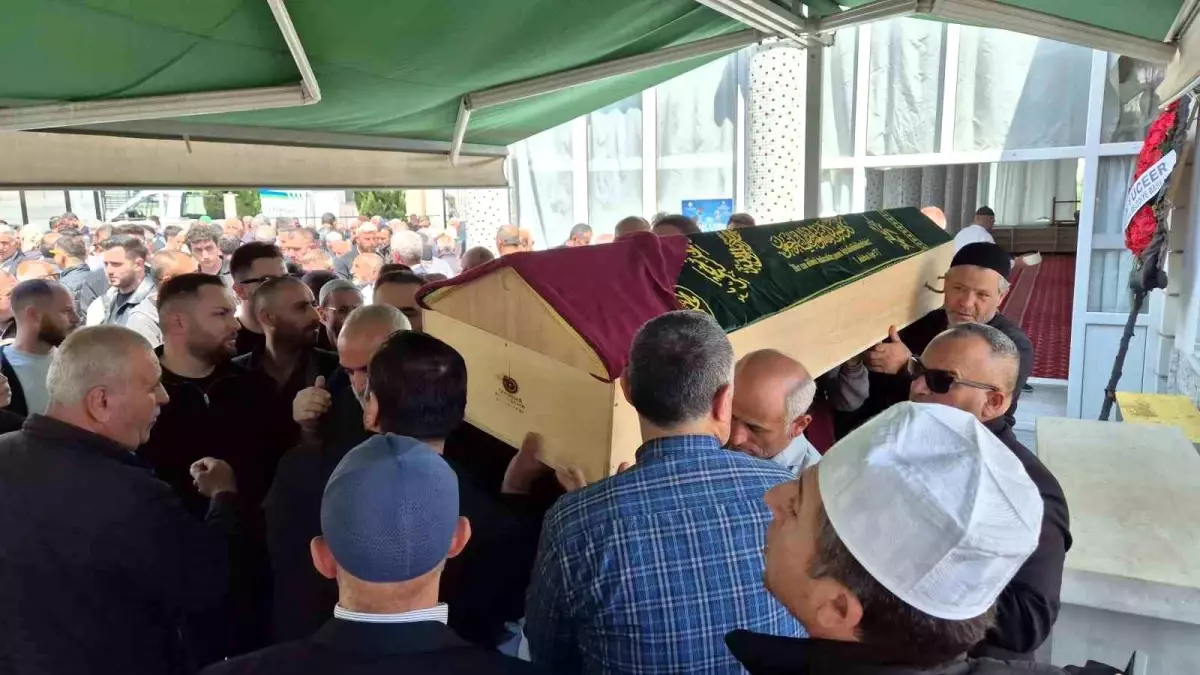 Çanakkale'deki Kazada Hayatını Kaybedenler İçin Cenaze Töreni