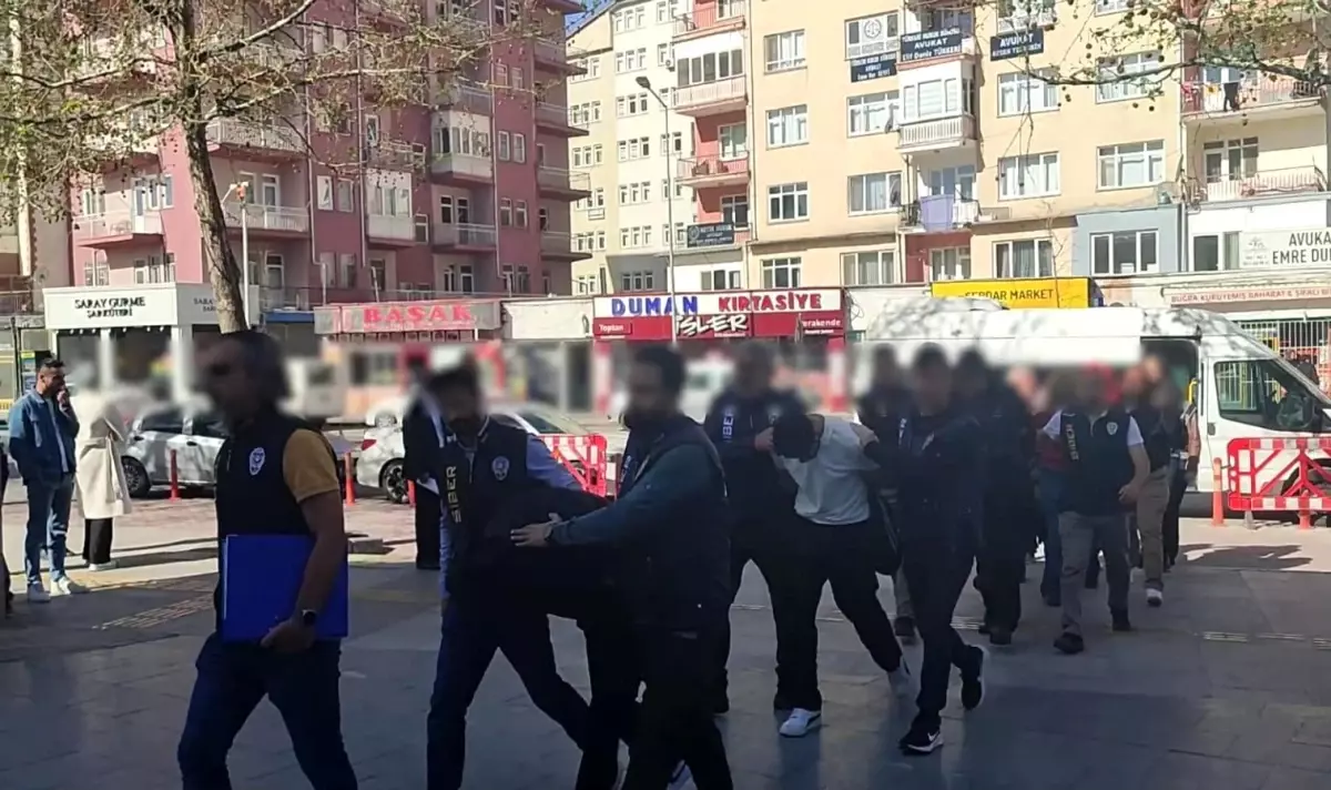 Dijital Dolandırıcılık Operasyonu: 3 Tutuklama