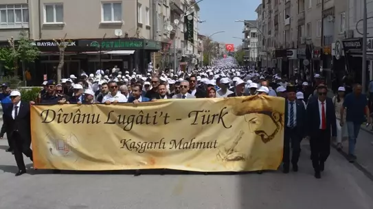 Karaman'da 748. Türk Dil Bayramı Kutlandı