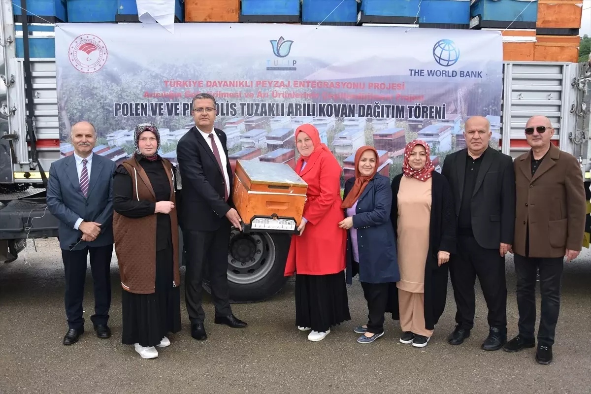 Ordu'da Arıcılara Kovan Desteği