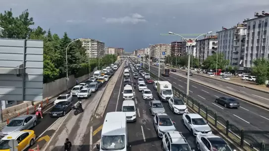 Diyarbakır'da Sağanak ve Dolu Yağışı