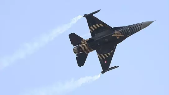 SOLOTÜRK Malatya'da Gösteri Uçuşu Yaptı