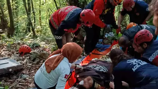 Sapanca'da UTV Devrildi: 2 Yaralı