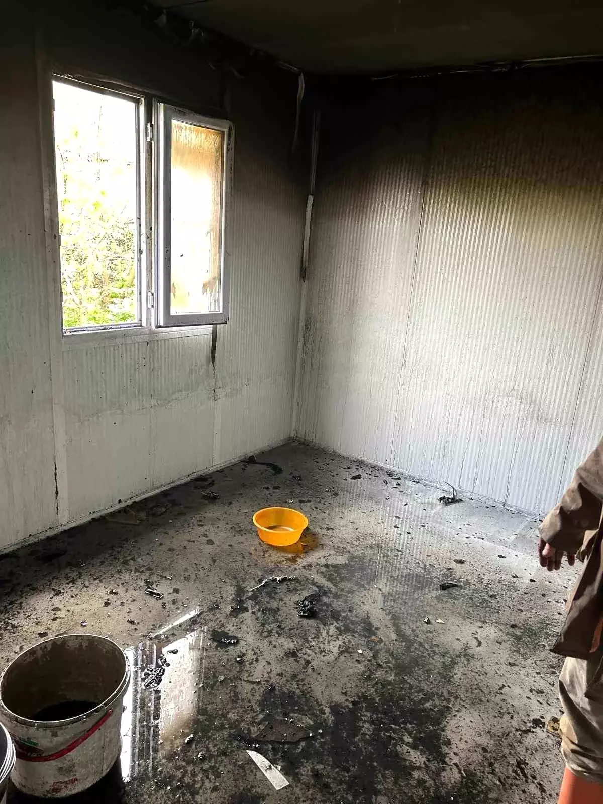 Çorum'da Yıldırım Düşen Evde Yangın Çıktı