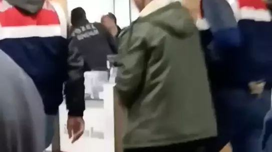 Çaybaşı'nda Genç Kadın Asılı Bulundu