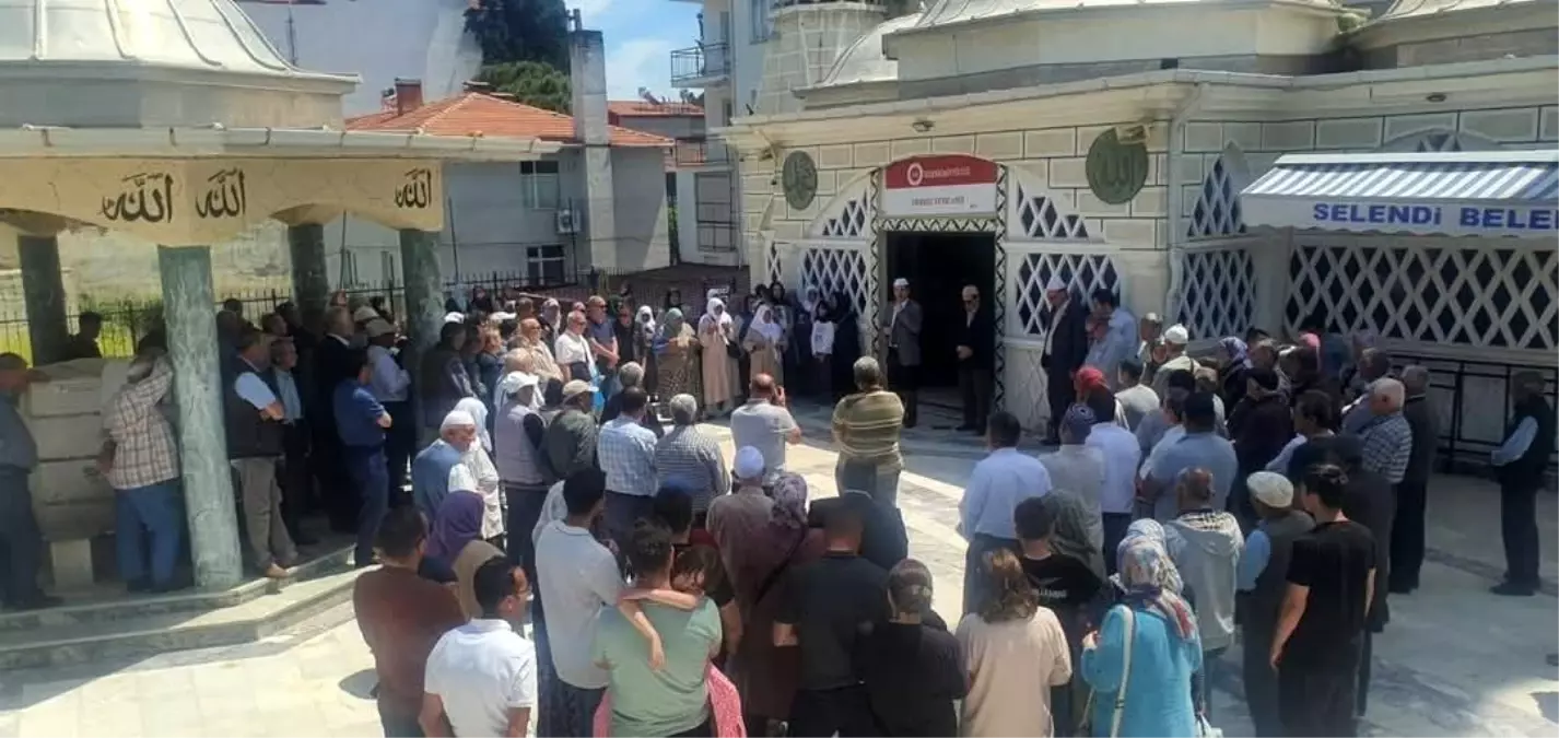 Selendi'den Hac kafilesi uğurlandı