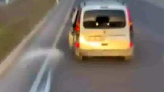 Trafikte İçecek Fırlatan Sürücüye Ceza