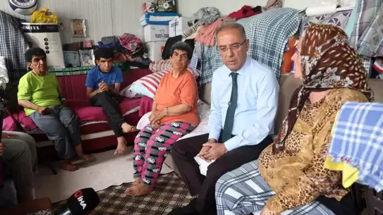 Fedakar Anne Süheyla Ezer'in Hayatı Takdir Topladı