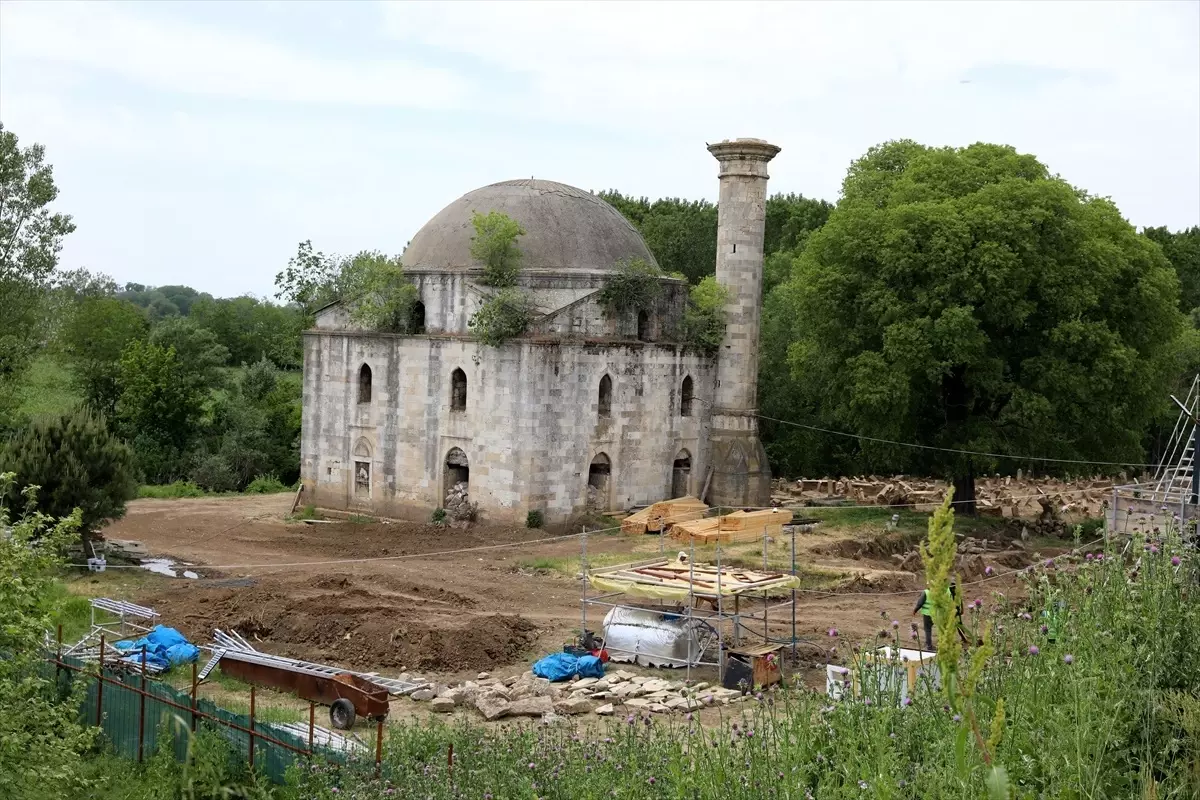Evliya Kasımpaşa Camisi Restorasyonda