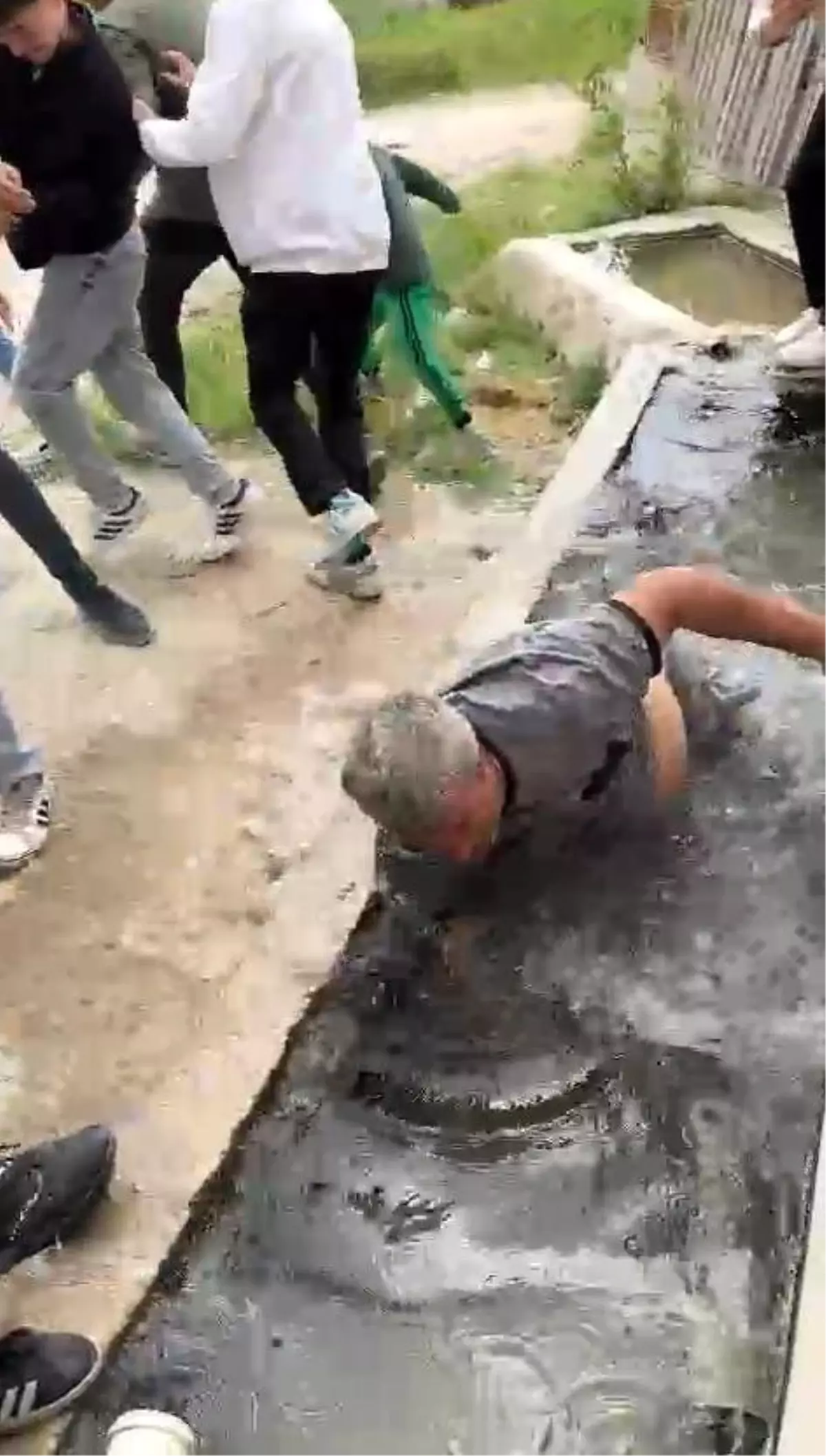 Hıdırellez Geleneği: Su Oluğuna Atılan Vatandaş