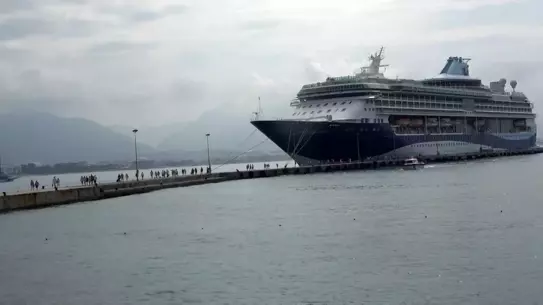 Marella Discovery 2 Alanya'ya Demirledi