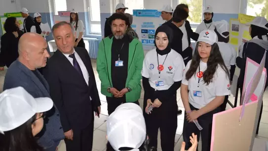 4006 TÜBİTAK Bilim Fuarı Açıldı