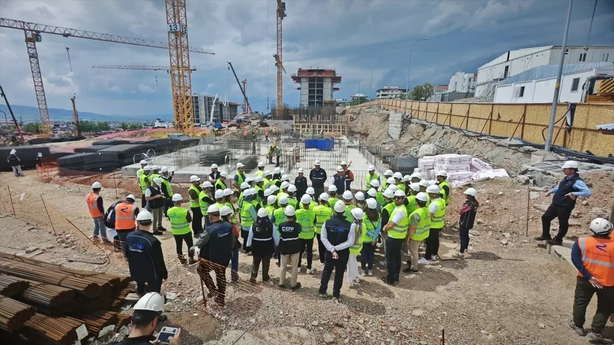KTÜN'lü öğrenciler deprem bölgesinde teknik gezi düzenledi