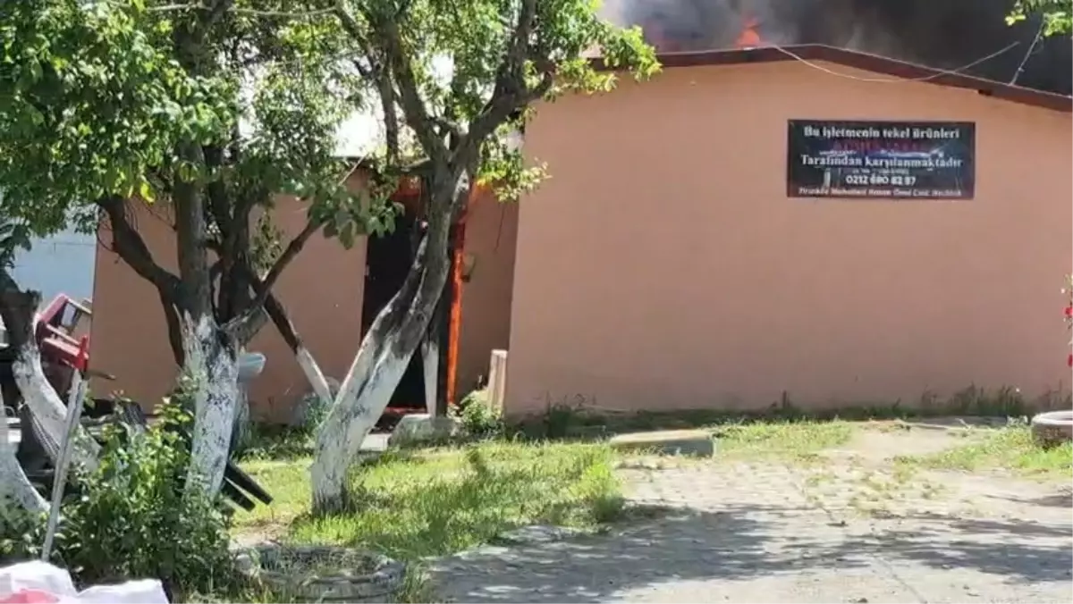 AVCILAR'da Restoran Yangını