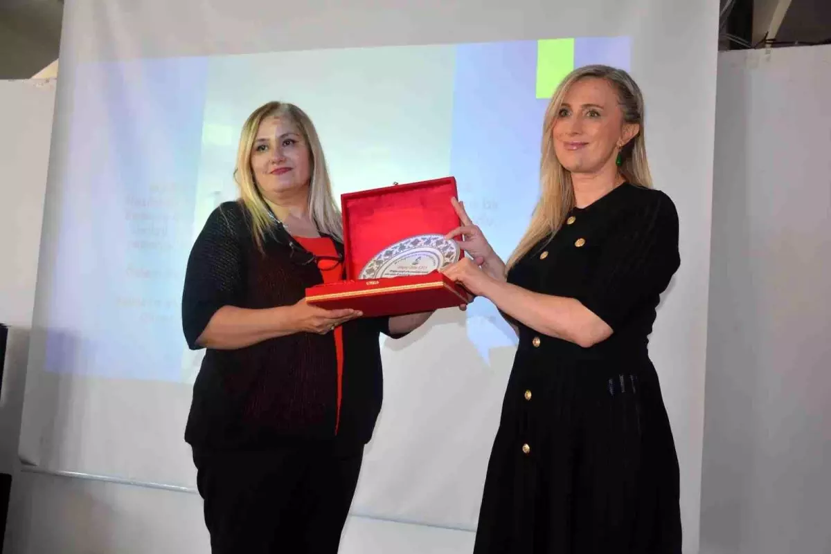 Hemşirelik Haftası Etkinliği Sinop'ta Gerçekleştirildi