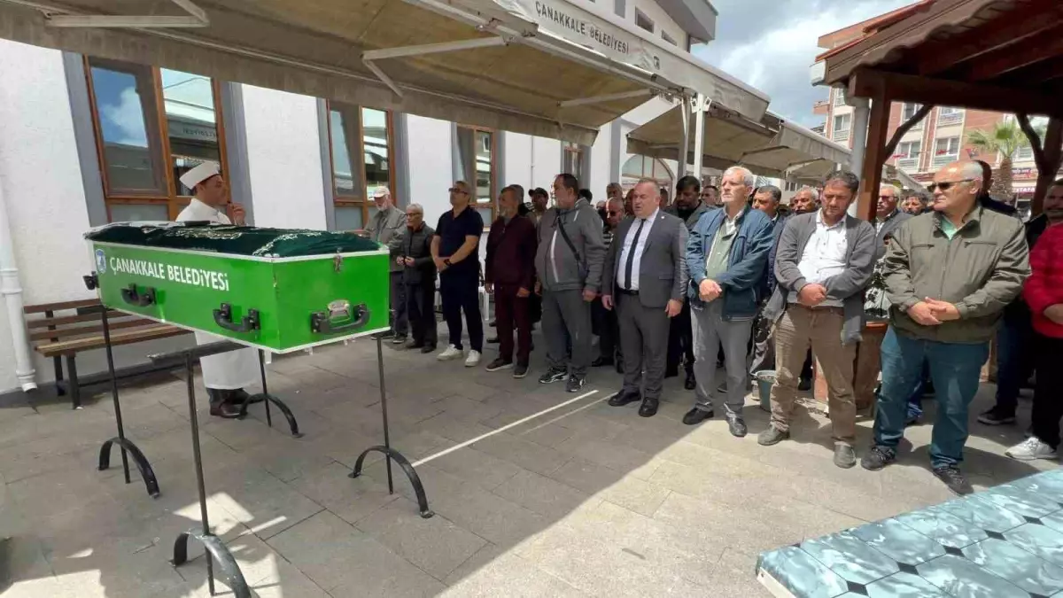 Çanakkale'de Eşini Vuran Zeynep Zan Defnedildi